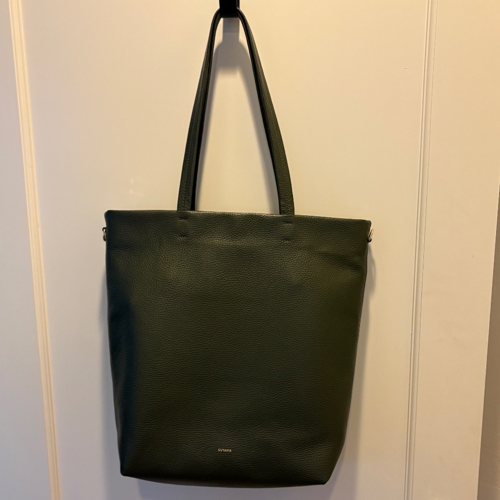 Cuyana Tall Easy Tote